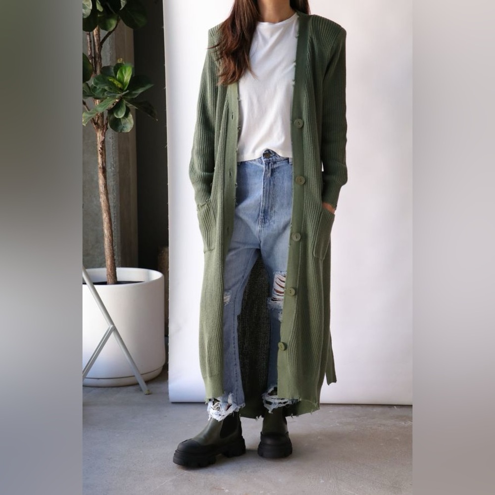 SER.O.YA
AMANDA SWEATER DRESS‎ size small